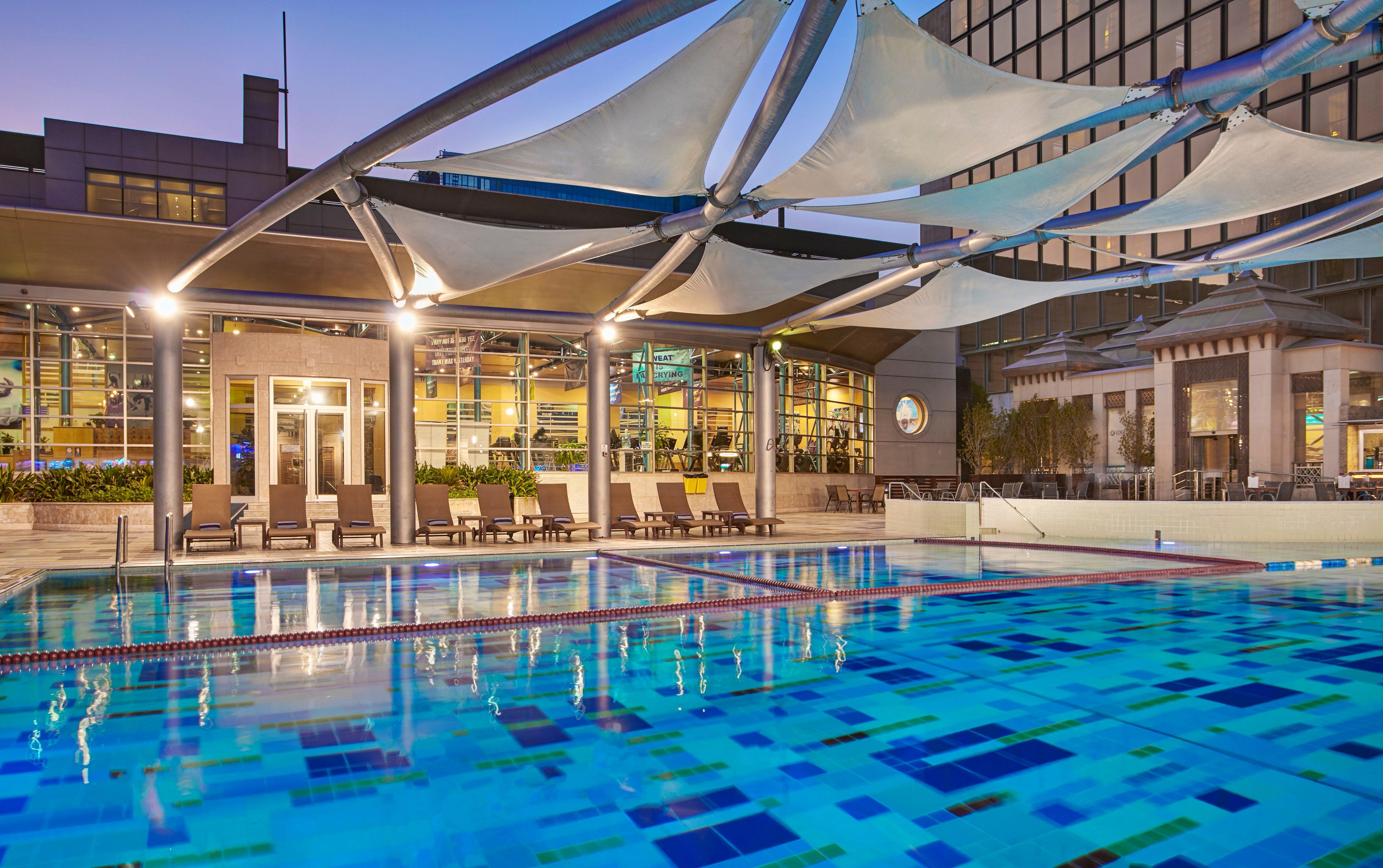 Crowne Plaza Kuwait Al Thuraya City By Ihg Kuwait City Exteriör bild
