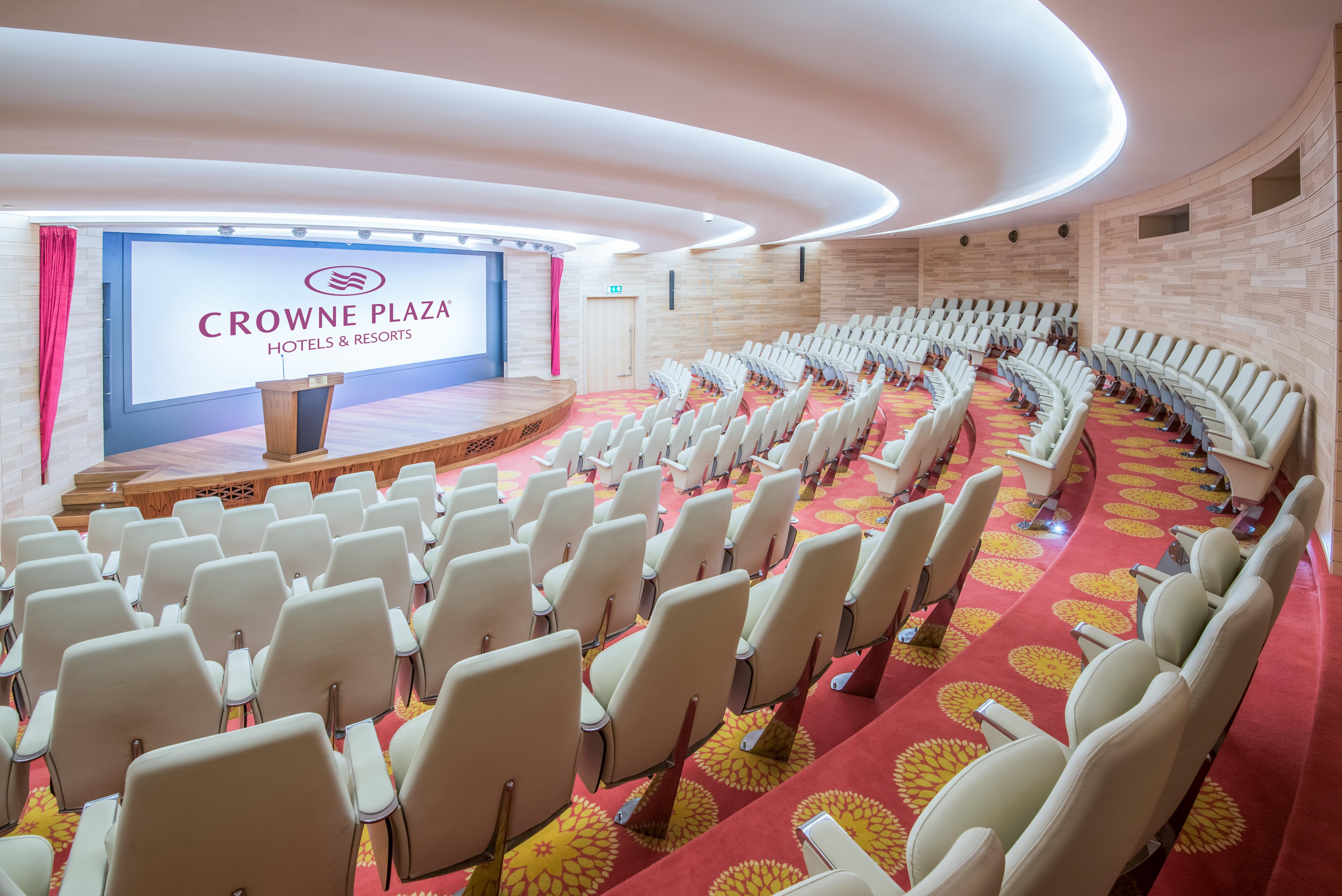 Crowne Plaza Kuwait Al Thuraya City By Ihg Kuwait City Exteriör bild