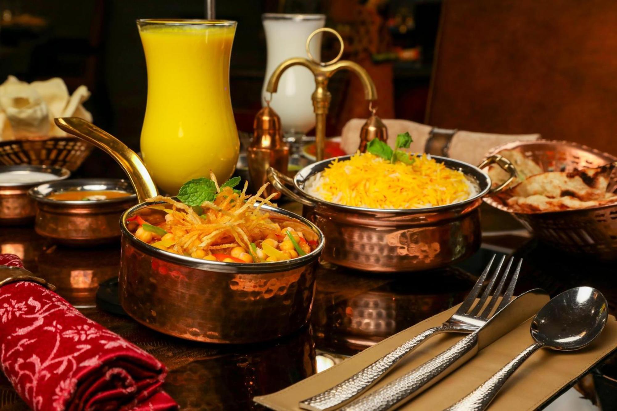 Crowne Plaza Kuwait Al Thuraya City By Ihg Kuwait City Exteriör bild