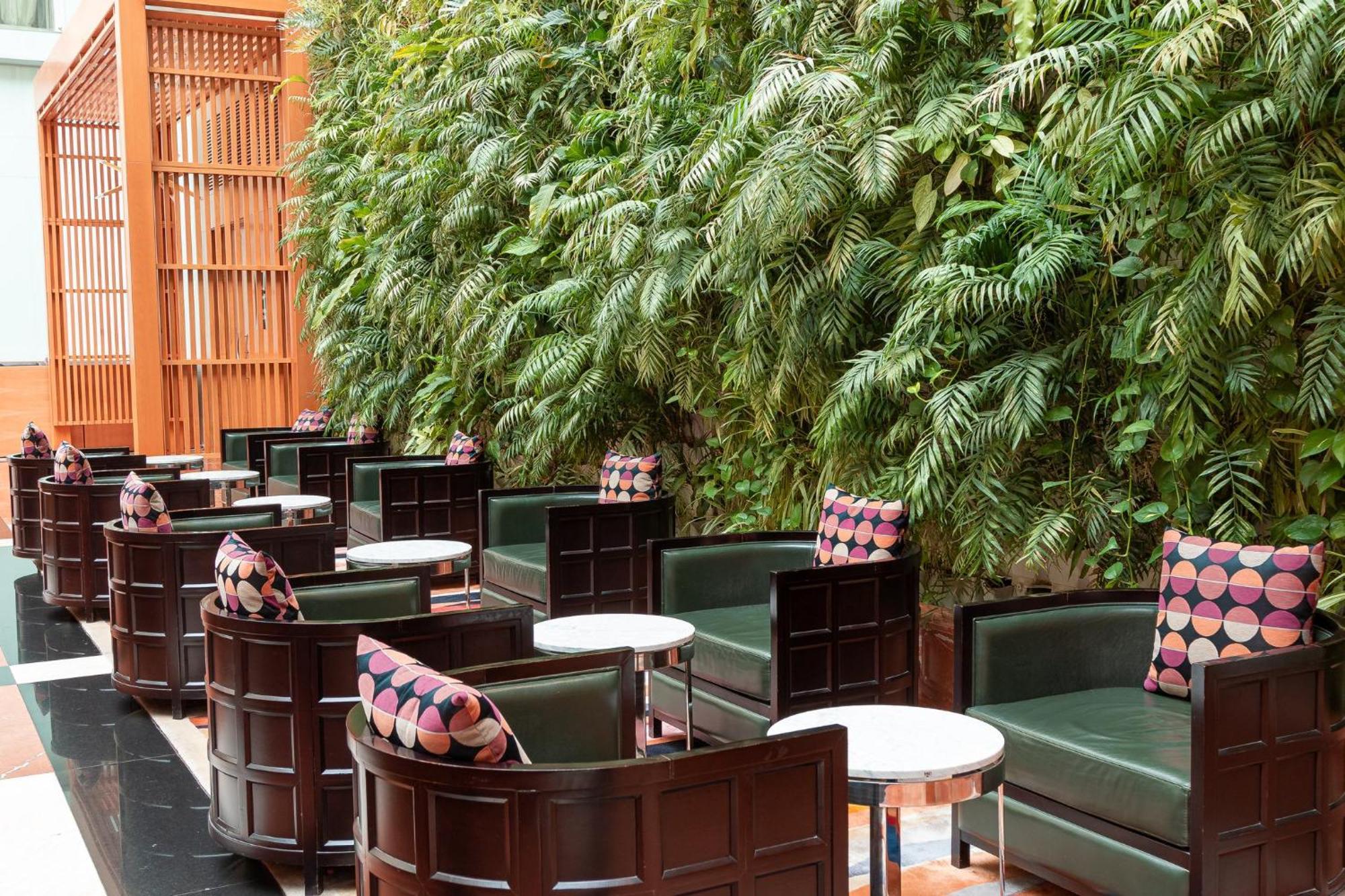 Crowne Plaza Kuwait Al Thuraya City By Ihg Kuwait City Exteriör bild